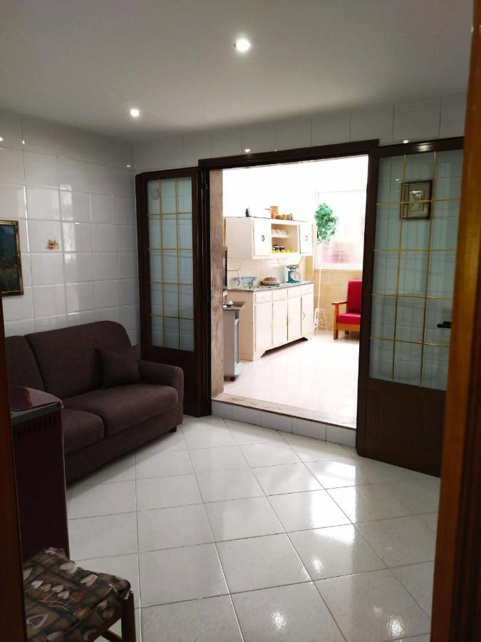 Nonno Ciccio Apartment Lizzano  Bagian luar foto